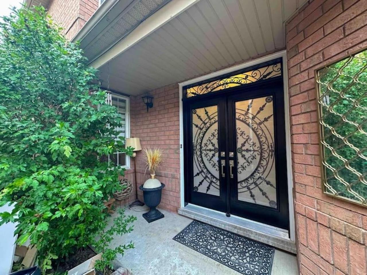Luxury Home In Toronto Mississauga Exteriér fotografie
